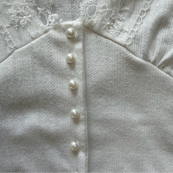 Cottage Core Top - Picture 4 of 6